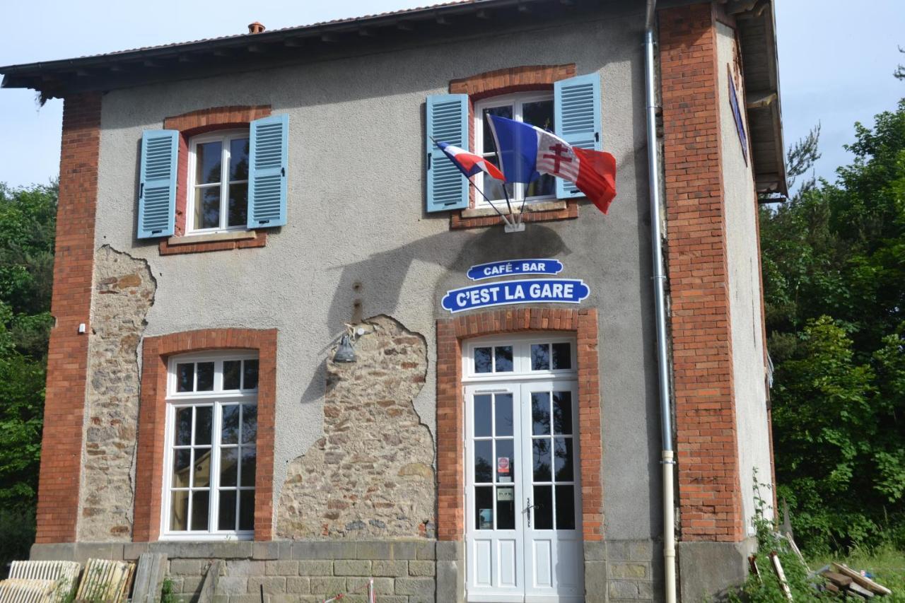 Le Train Des Reves Hotel Dracy-Saint-Loup Exterior photo